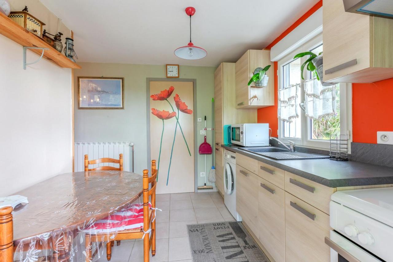 Appartement Accueillant A Mortagne Sur Gironde 45 M² Terrasse Eksteriør billede