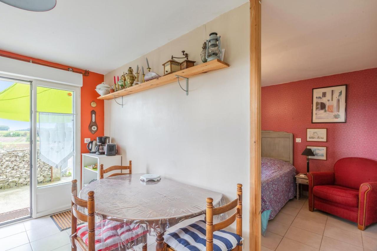 Appartement Accueillant A Mortagne Sur Gironde 45 M² Terrasse Eksteriør billede